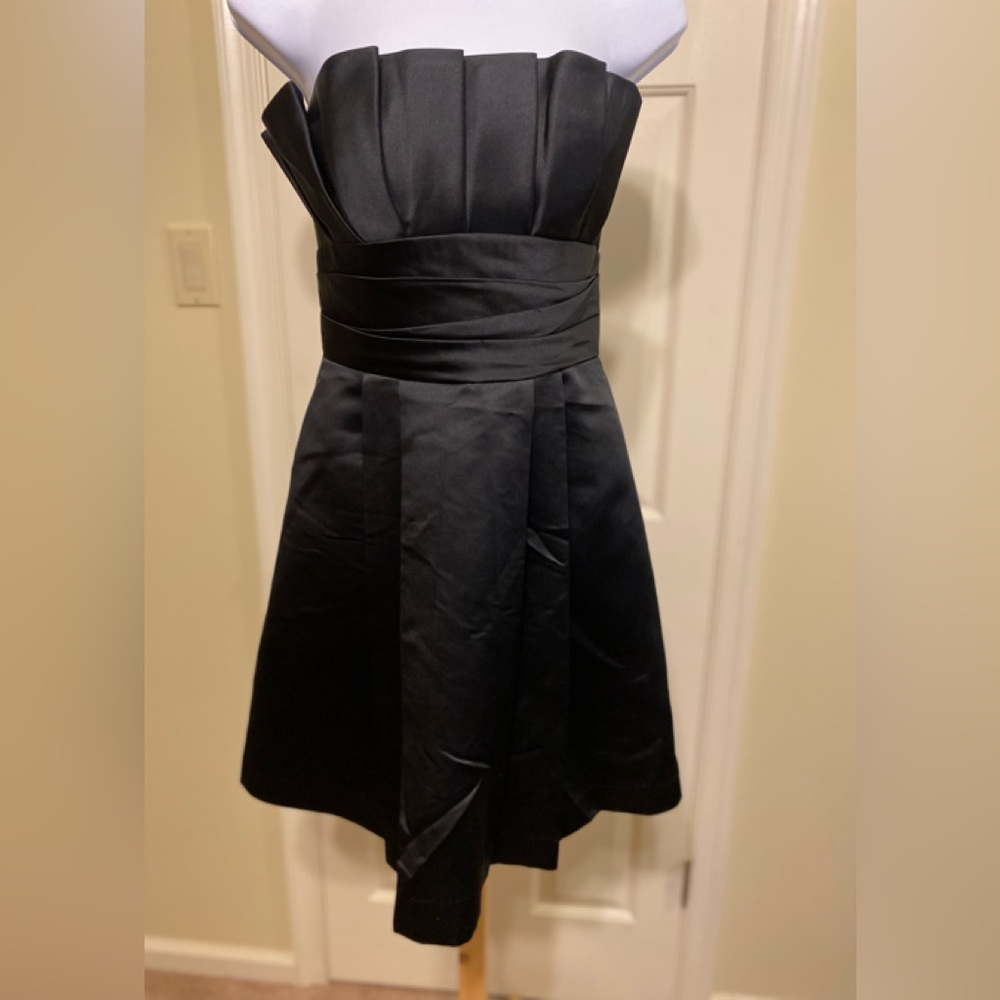 Pricilla of Boston - Elegant Black Satin Strapless Fit & Flare Dress, Size: 4